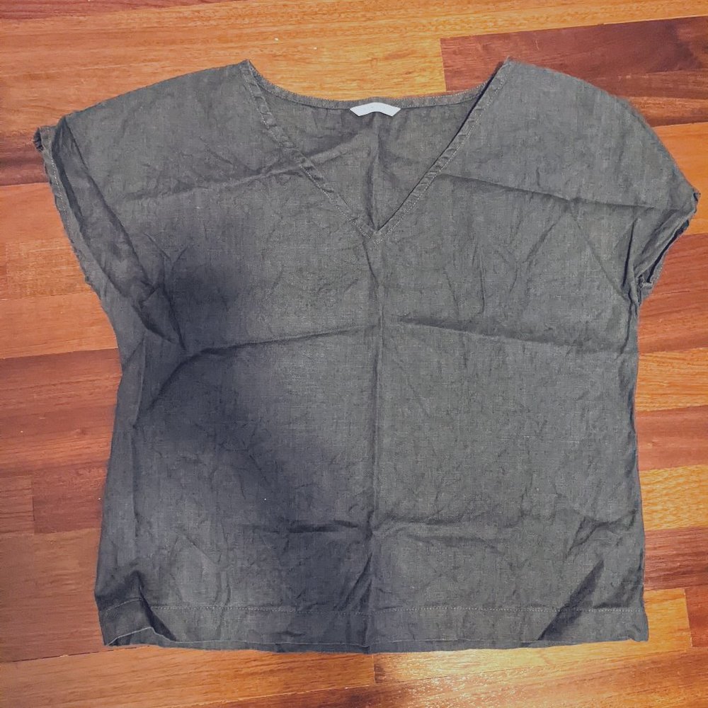 Linenfox V Neck Top Small